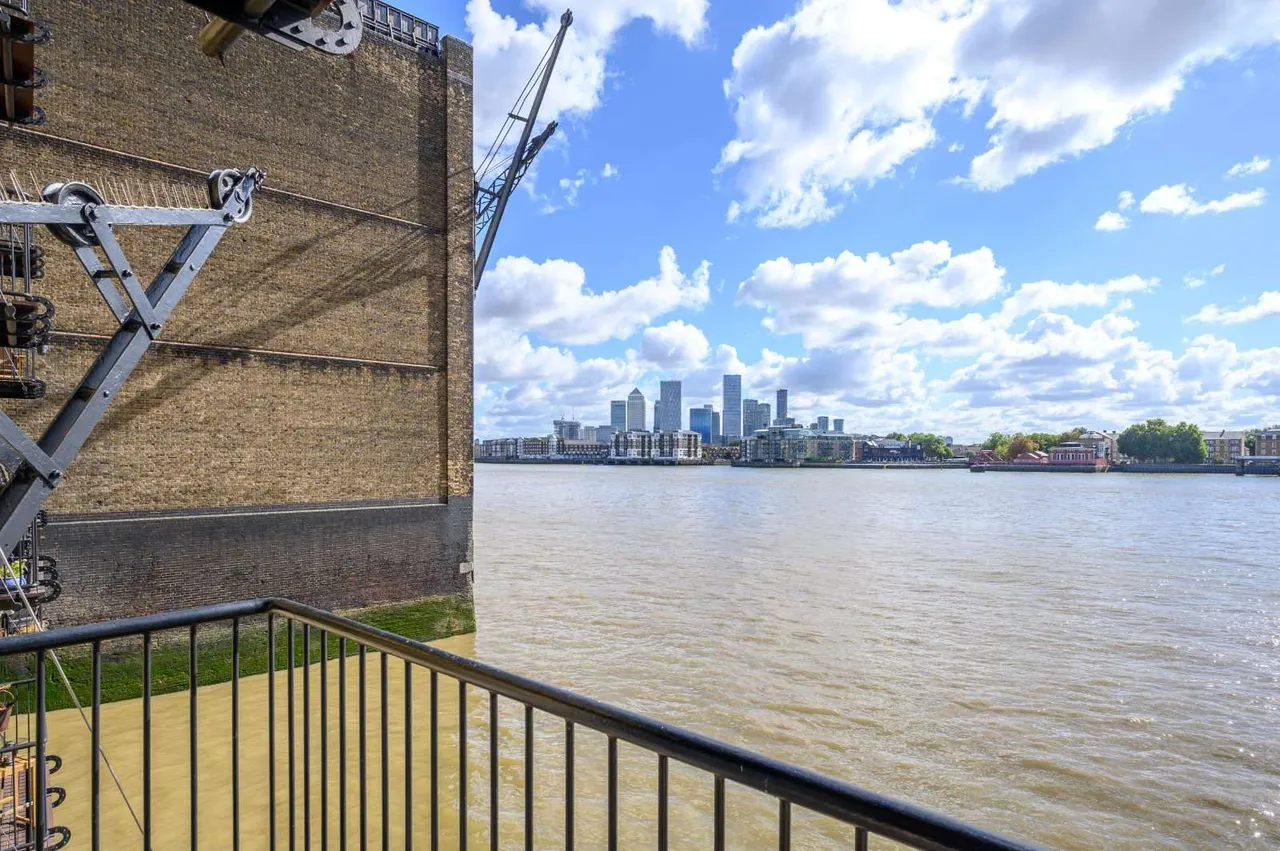 Wapping Wall, London, E1W 3TH, photo 8