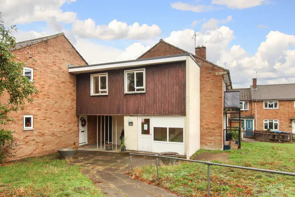 2 bed property for sale — Springfield Road, Hemel Hempstead, Hertfordshire, HP2 5EJ