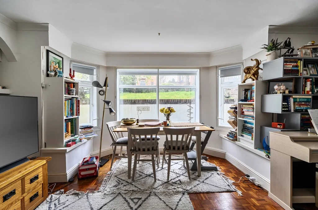 Daleham Gardens, Hampstead, NW3, photo 15