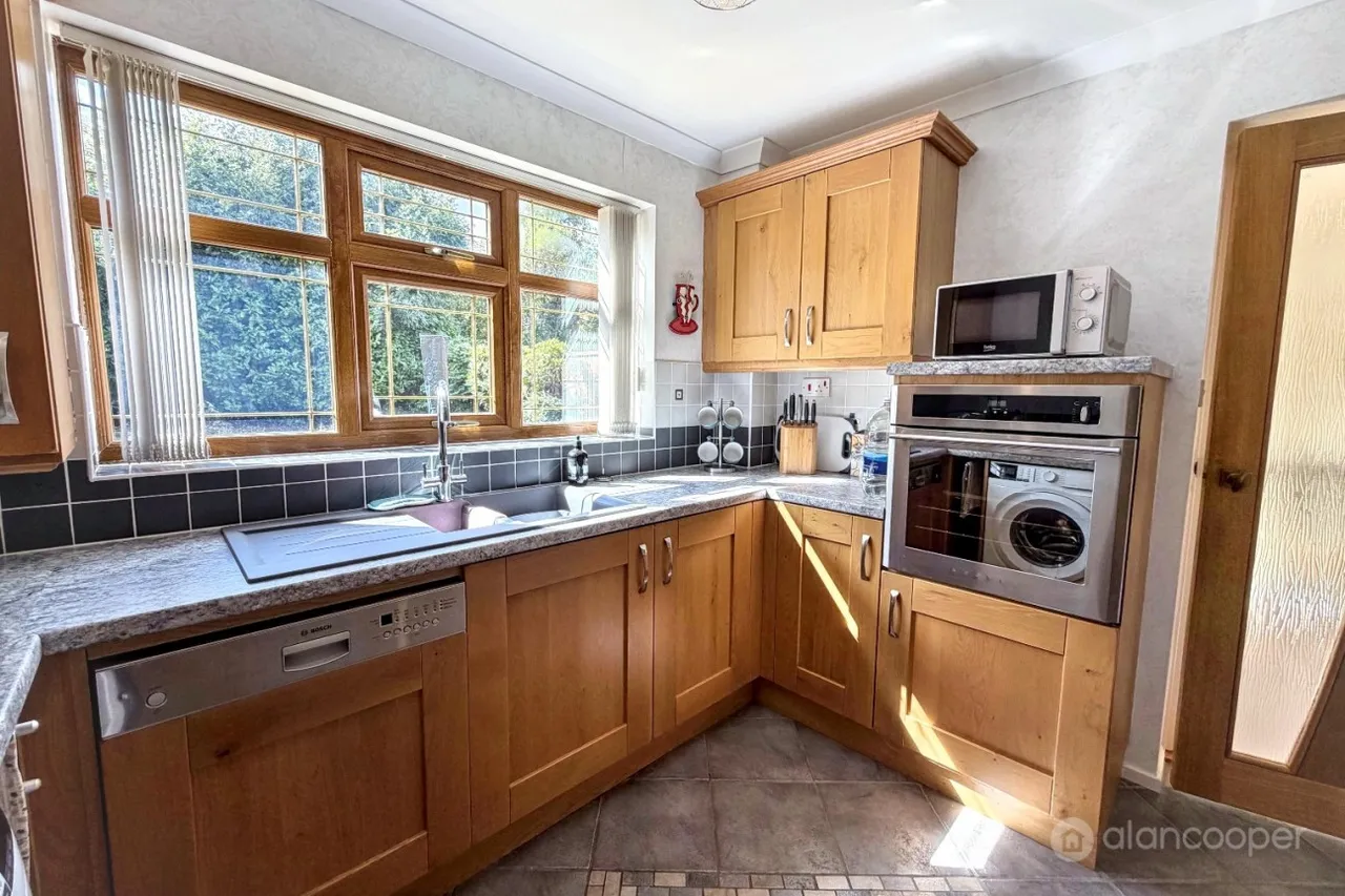 Newstead Close, Whitestone, CV11, photo 8