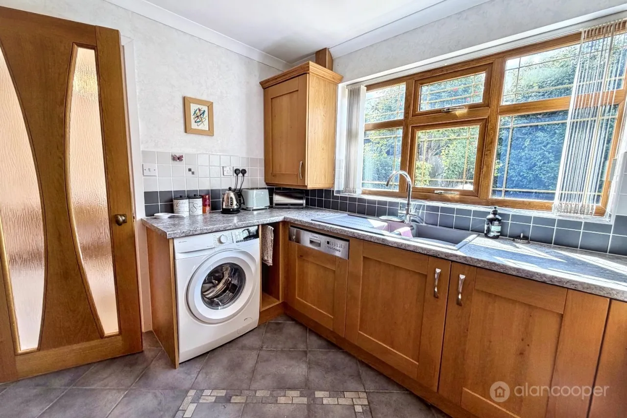 Newstead Close, Whitestone, CV11, photo 7