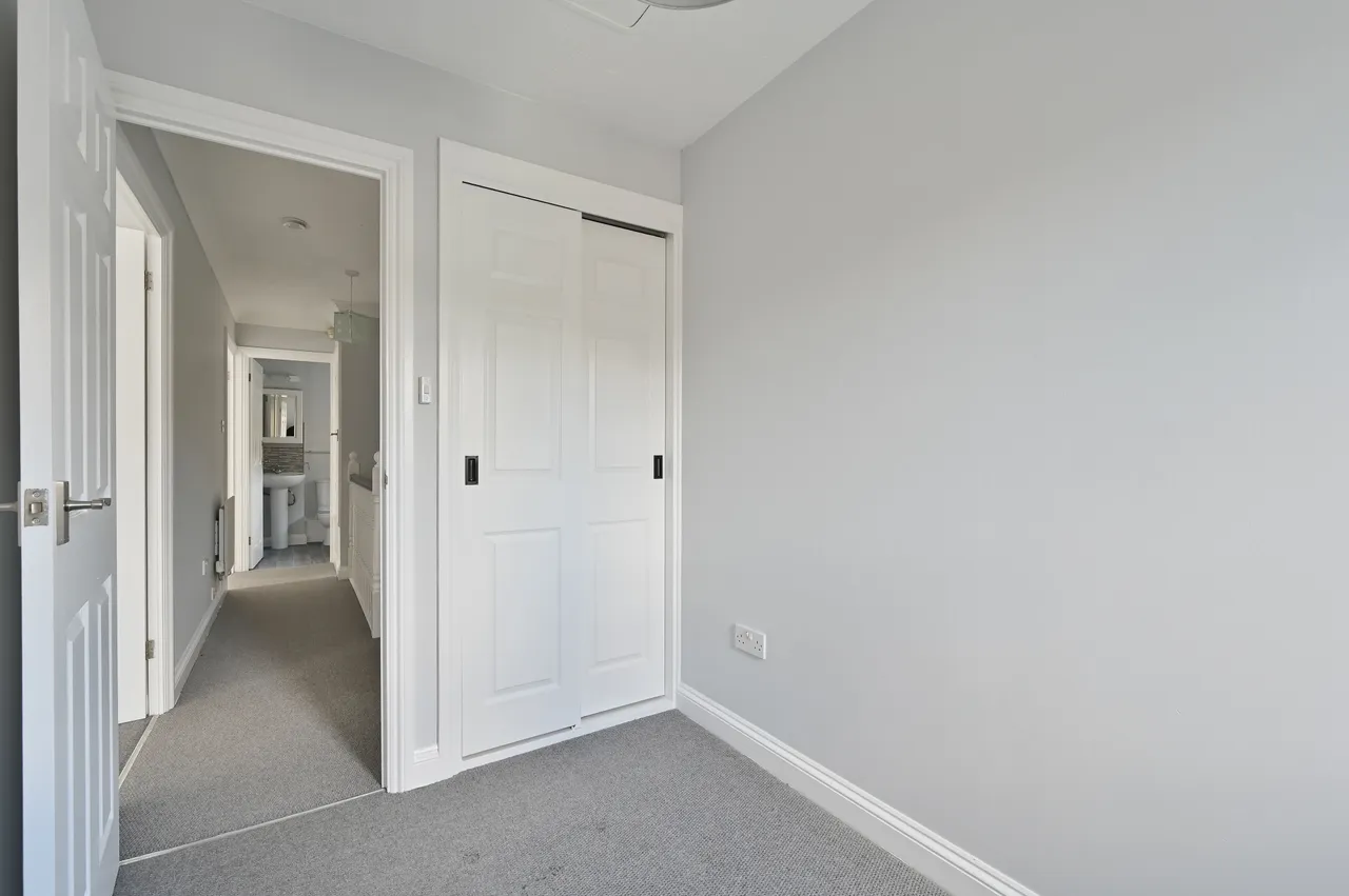 46 Norbury Avenue, Watford, photo 9