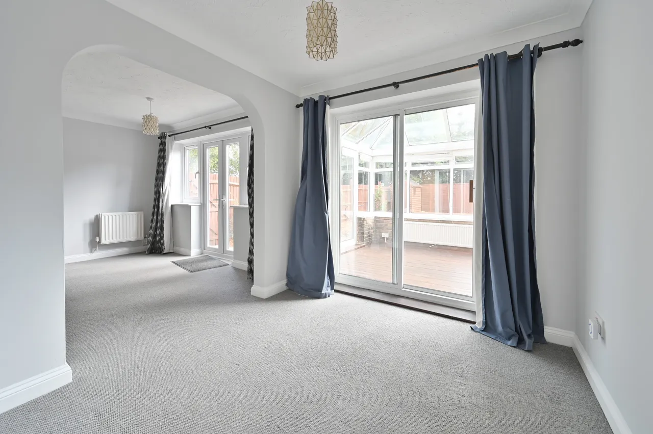 46 Norbury Avenue, Watford, photo 4