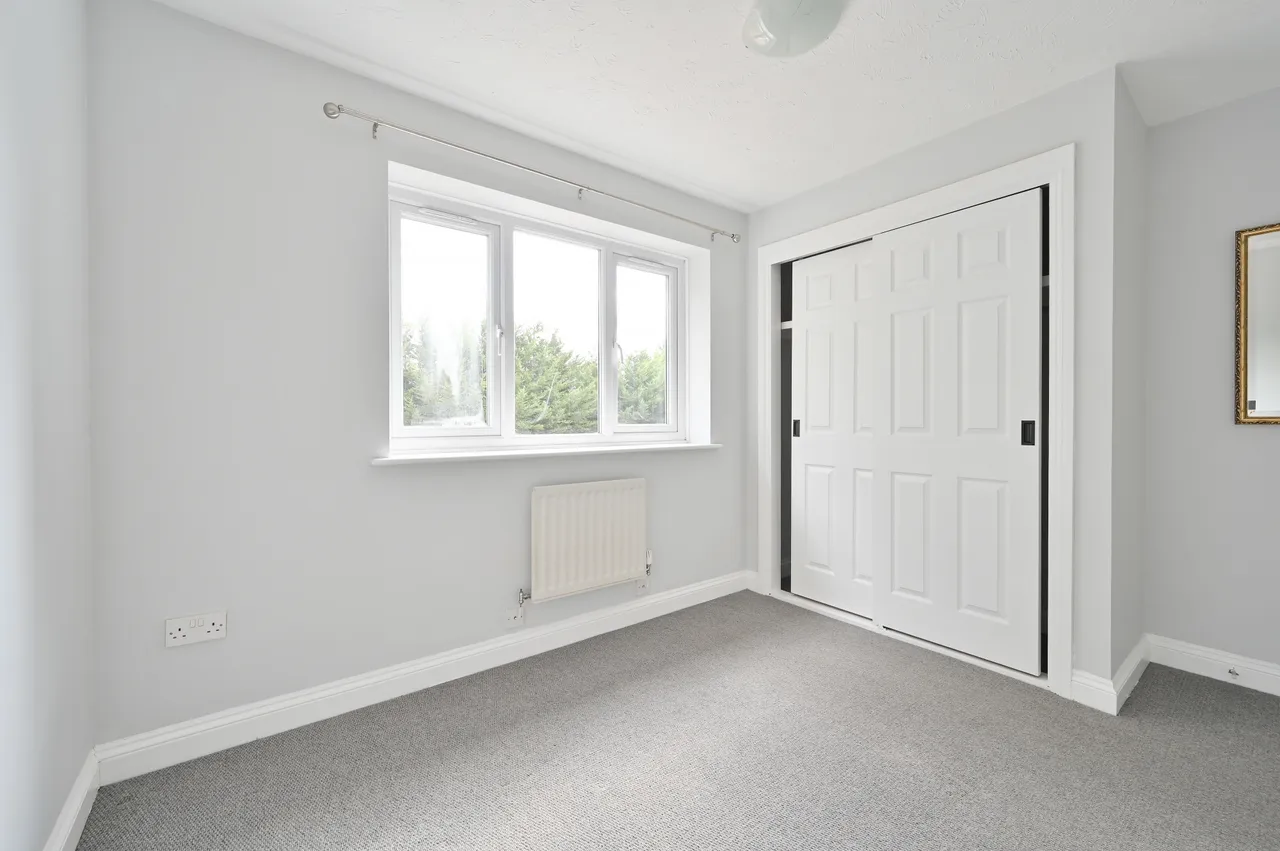 46 Norbury Avenue, Watford, photo 12