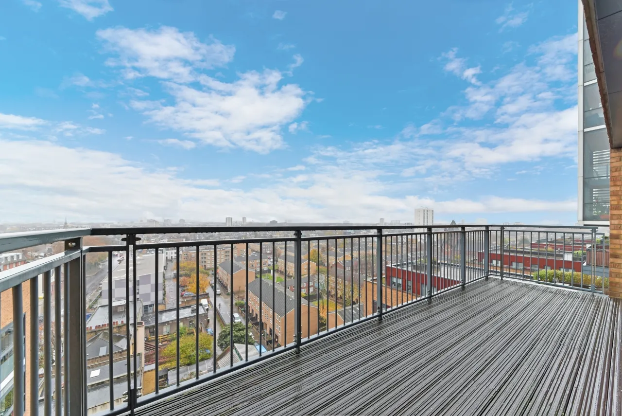 Collins Tower, Blues Street, Dalston, London, E8, photo 9
