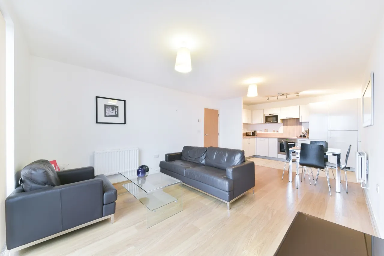 Collins Tower, Blues Street, Dalston, London, E8, photo 4