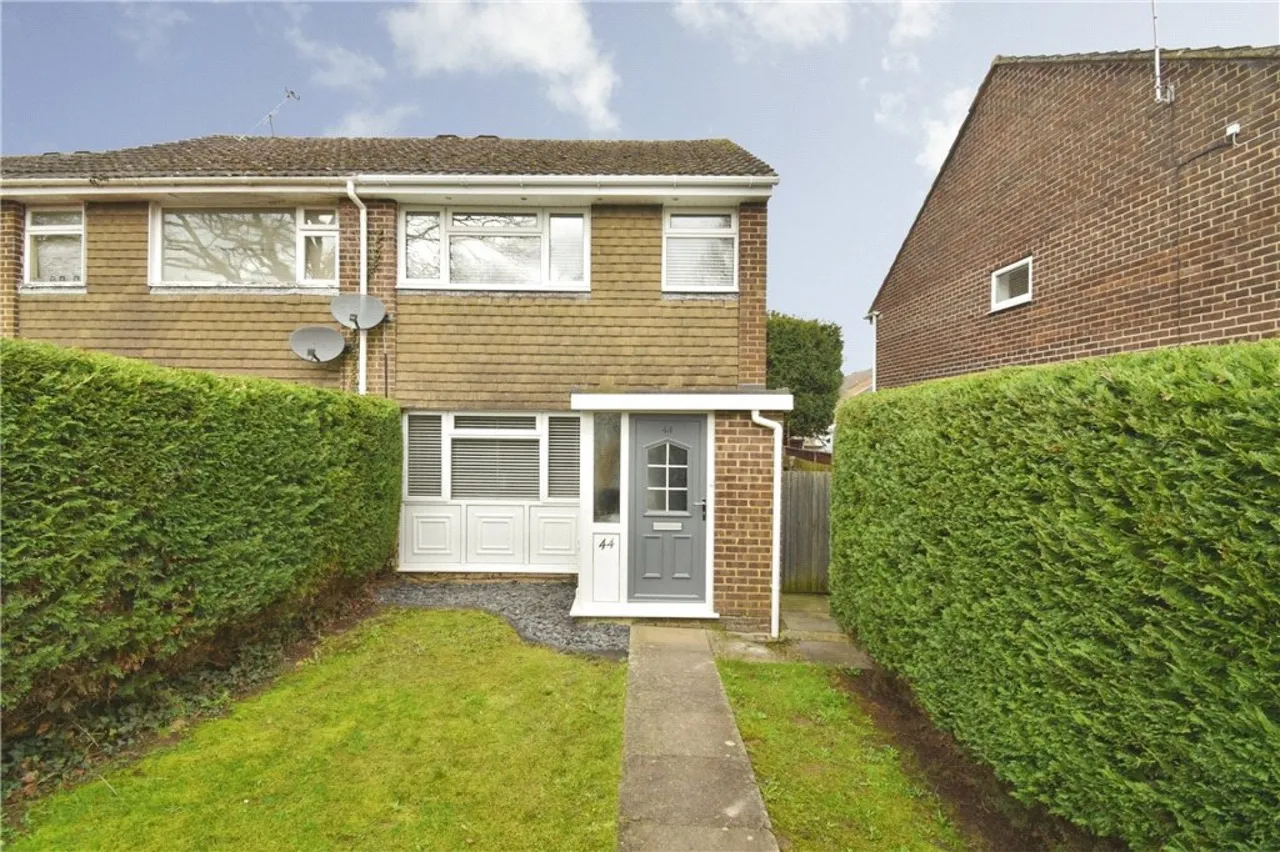 3 bed property for sale, Hoe Lane, North Baddesley, SO52