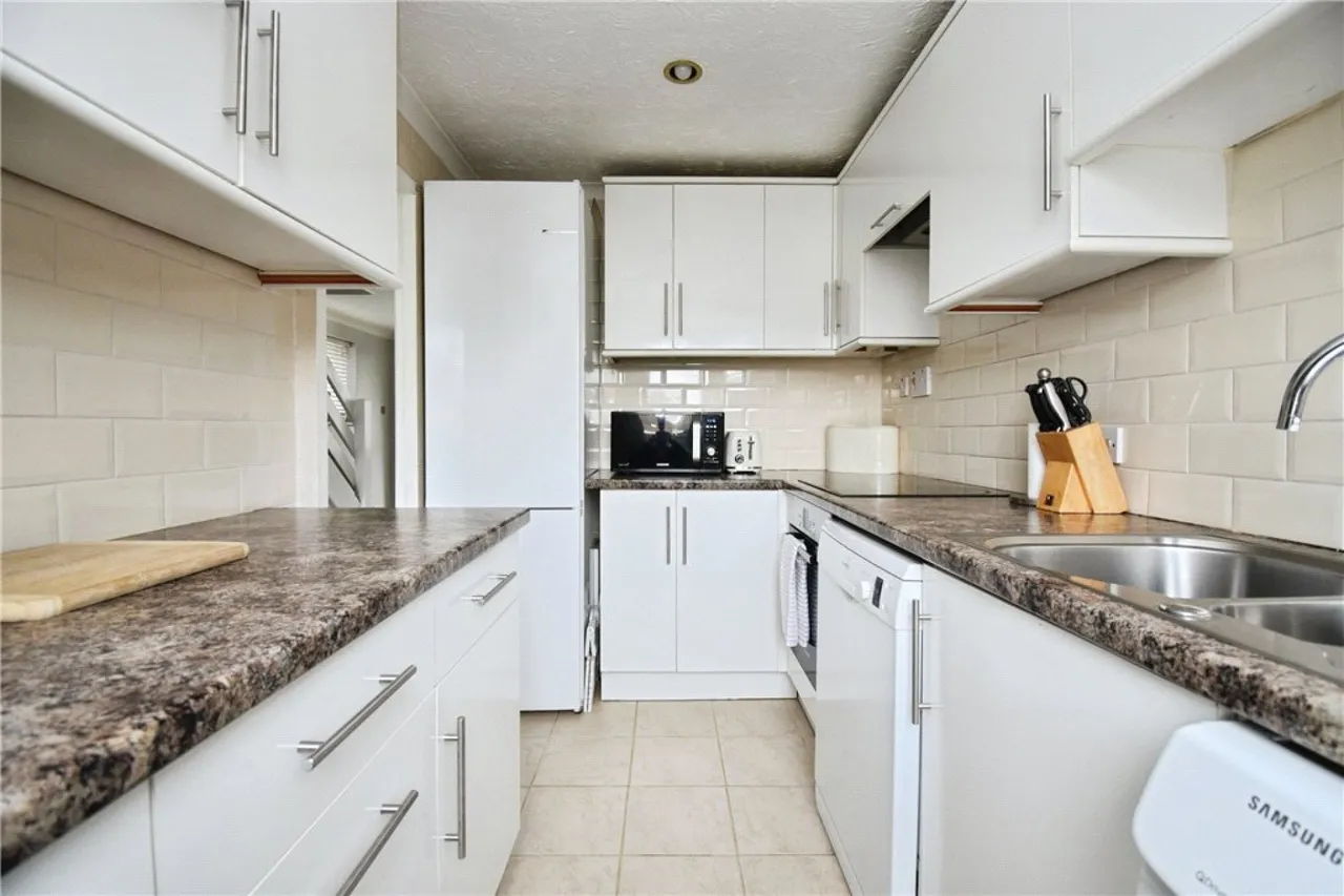 Hoe Lane, North Baddesley, SO52, photo 7