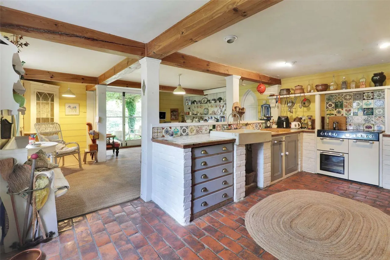 Standen Street, Benenden, Cranbrook, Kent, TN17 4LB, photo 8