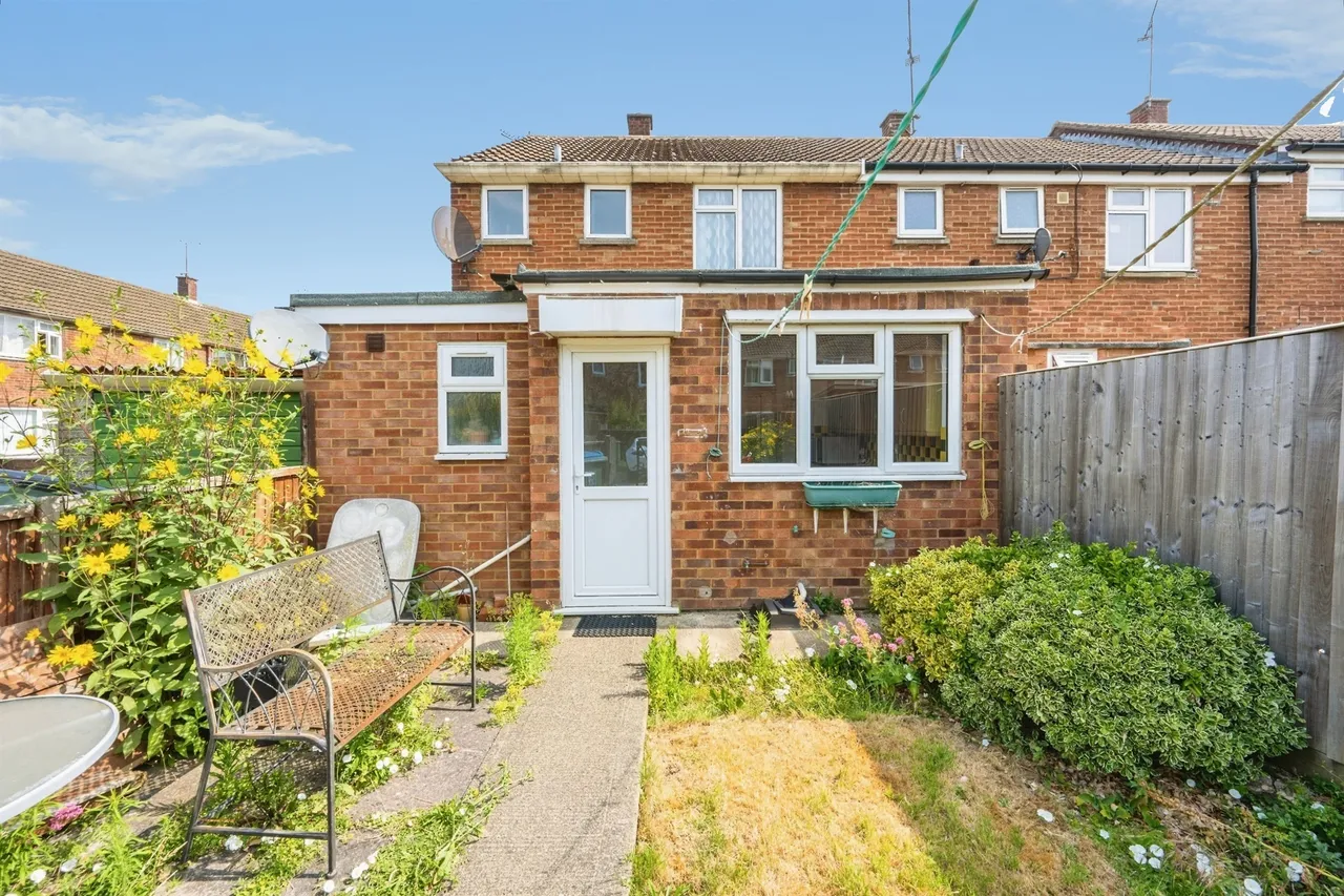 Palmer Avenue, Aylesbury, HP19, photo 13
