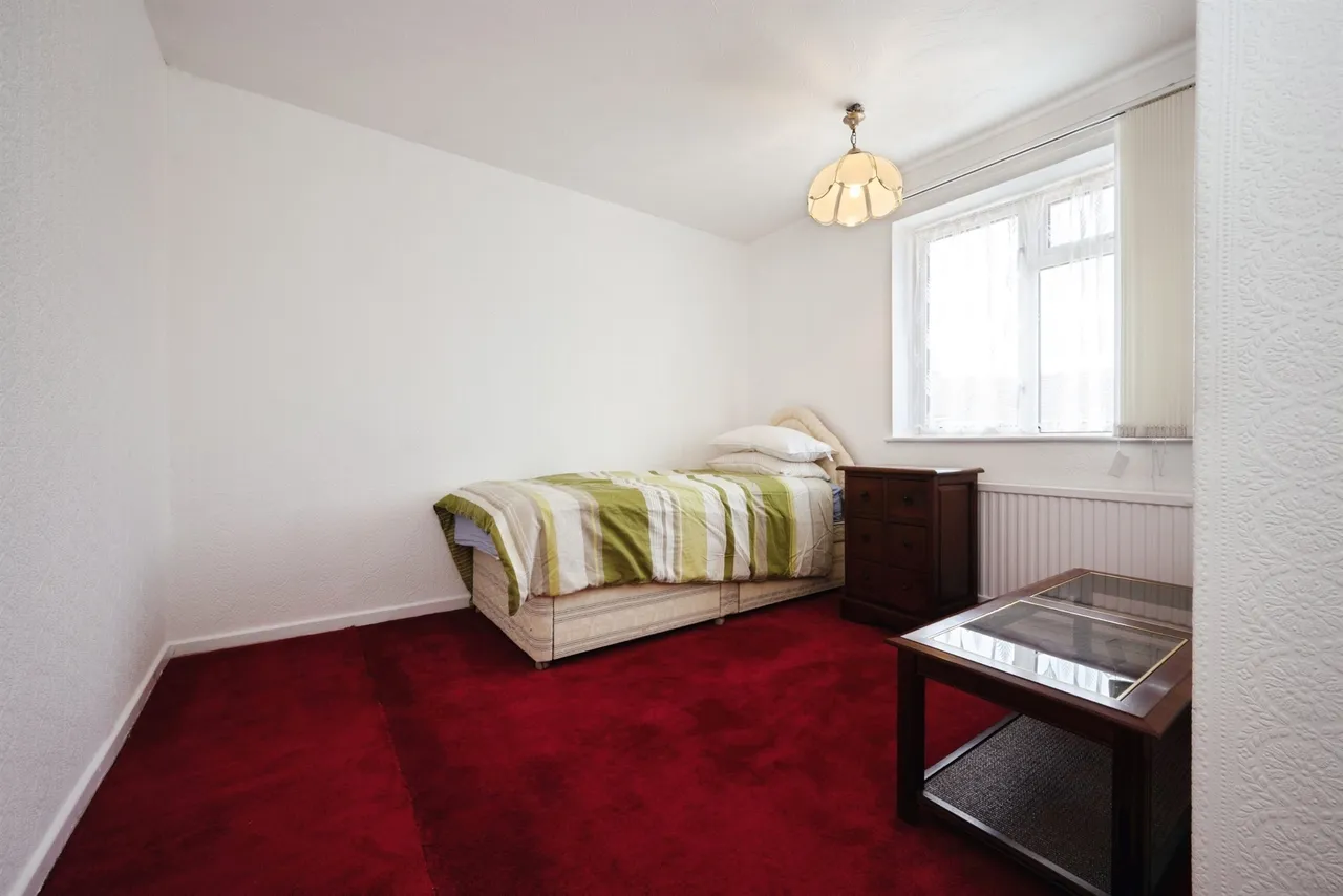 Palmer Avenue, Aylesbury, HP19, photo 9