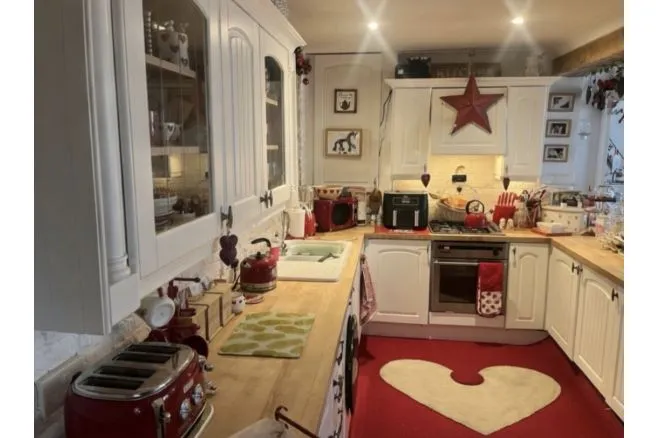 Waunfawr Park Road, Cross Keys, photo 5