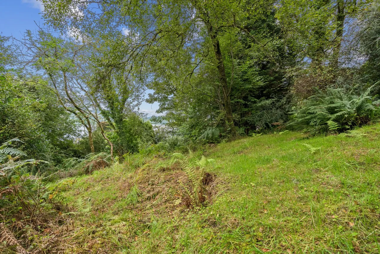 Back Road, Clynder, G84, photo 59