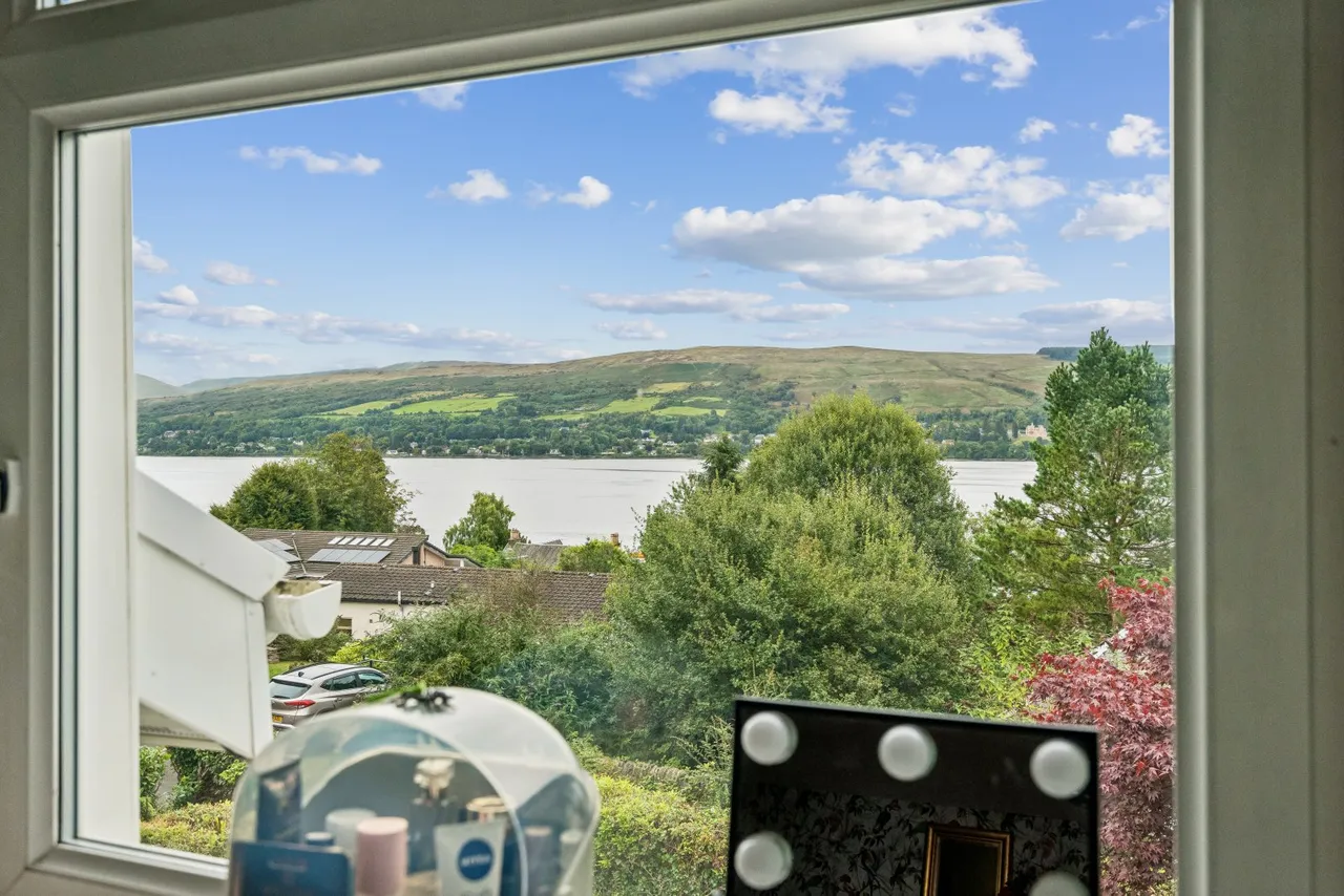 Back Road, Clynder, G84, photo 64