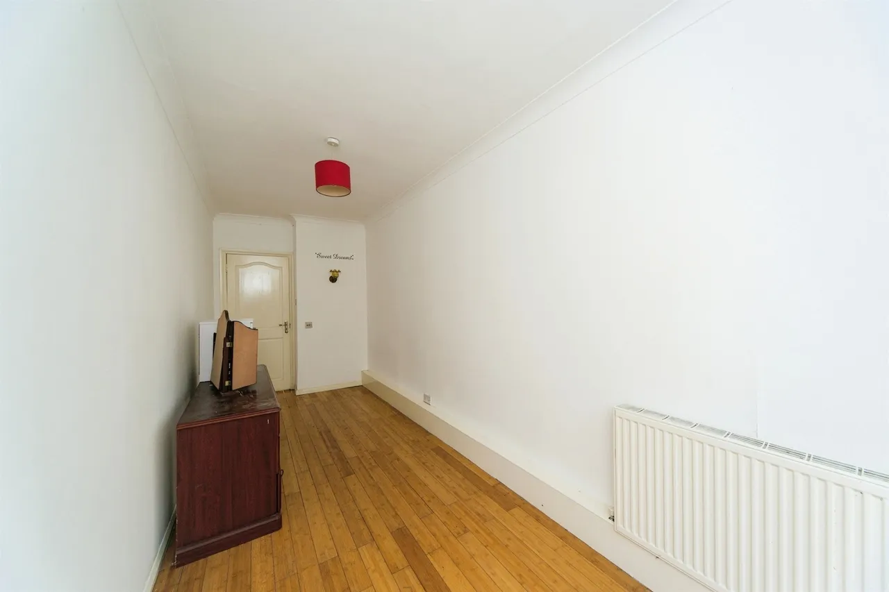 Seaside Road, Eastbourne, BN21, photo 13