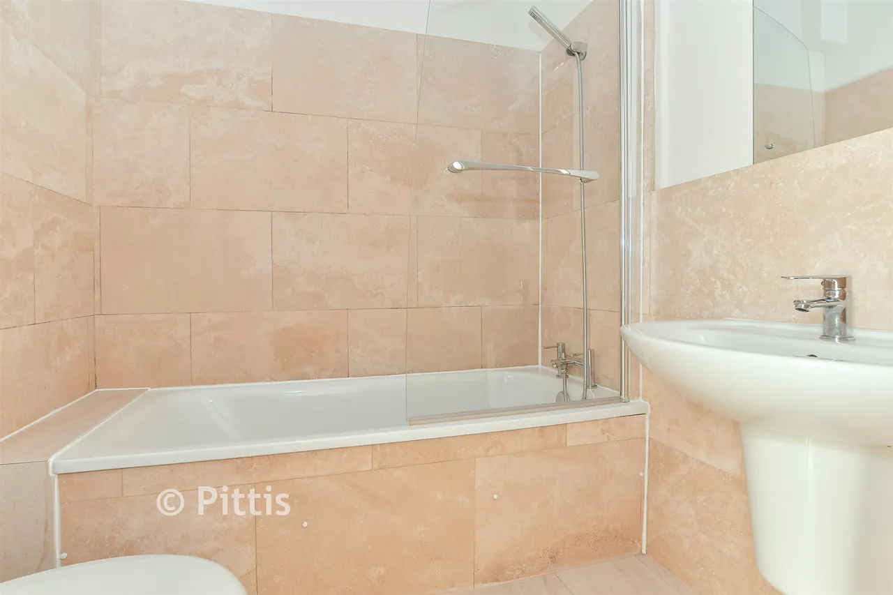 Hambrough Road, Ventnor, PO38, photo 7