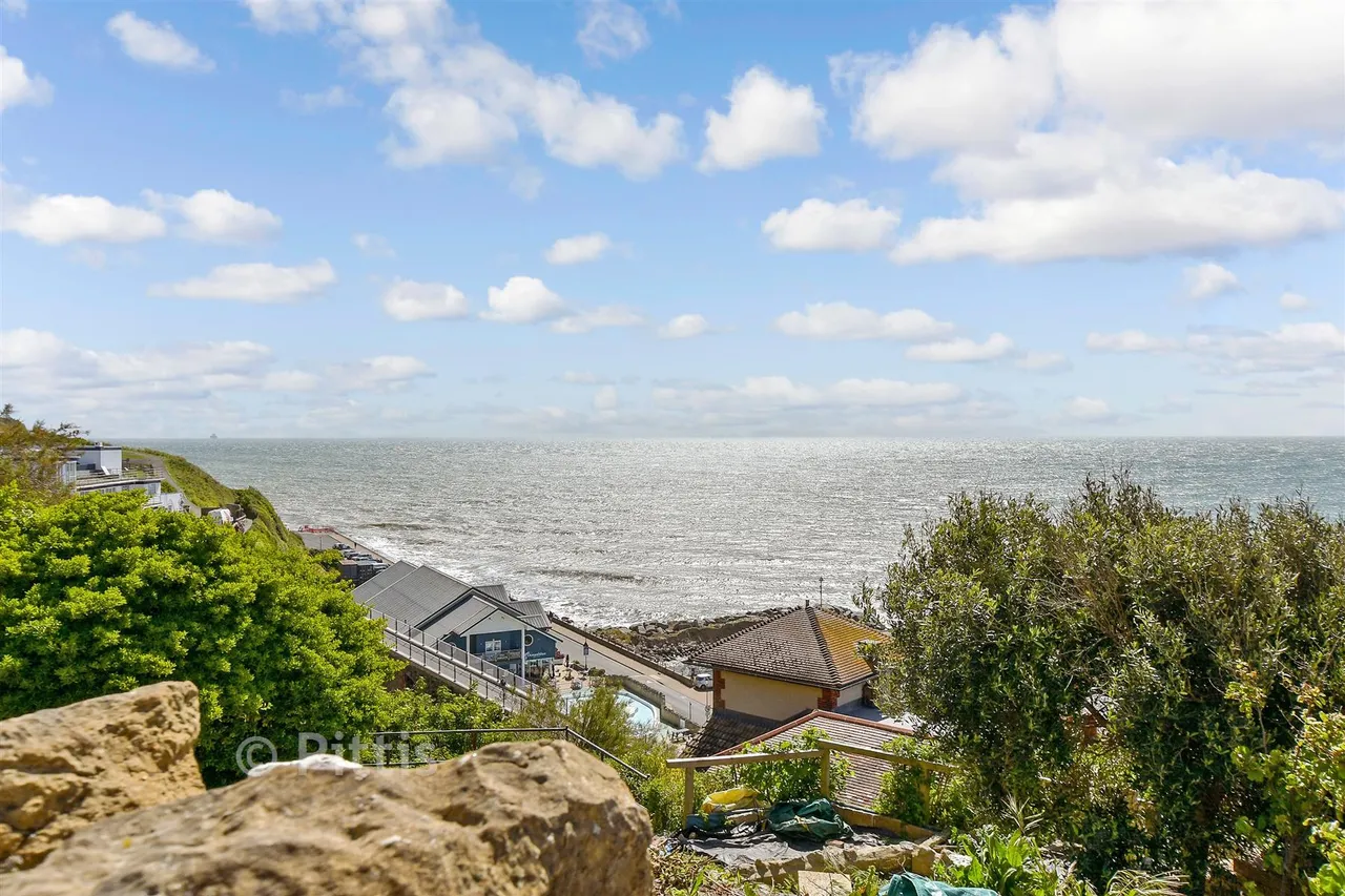 Hambrough Road, Ventnor, PO38, photo 11