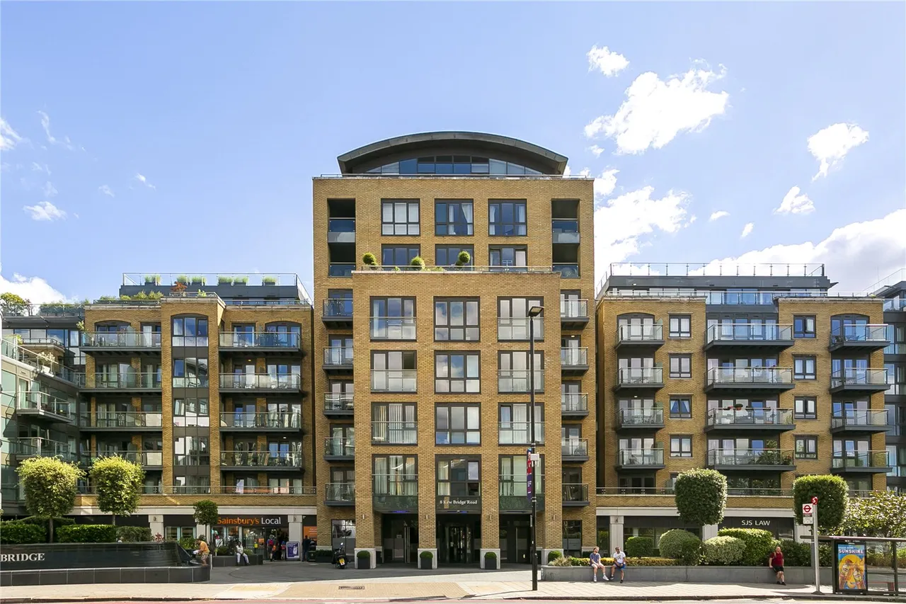 Kew Bridge Road, Brentford, TW8, photo 5