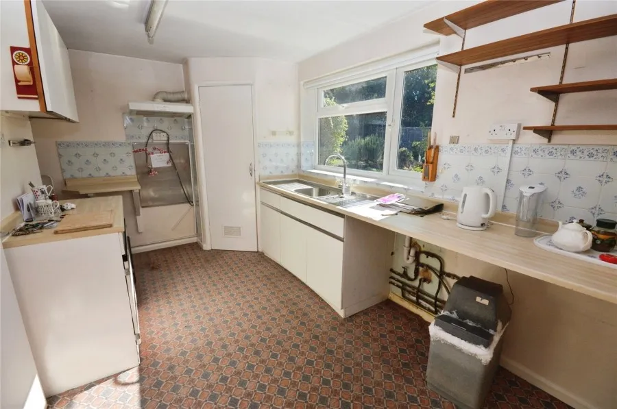 House Under Offer with 5 bedrooms in Bishop's Stortford, CM23, photo 23