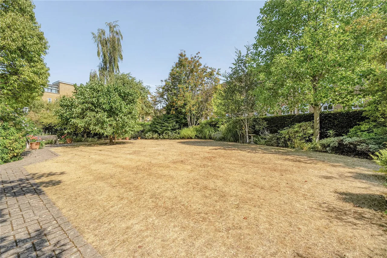 Leathermarket Court, London, SE1, photo 13