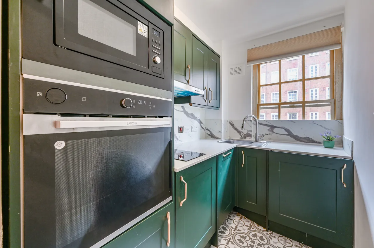 344 Park West, Edgware Road, London, photo 3