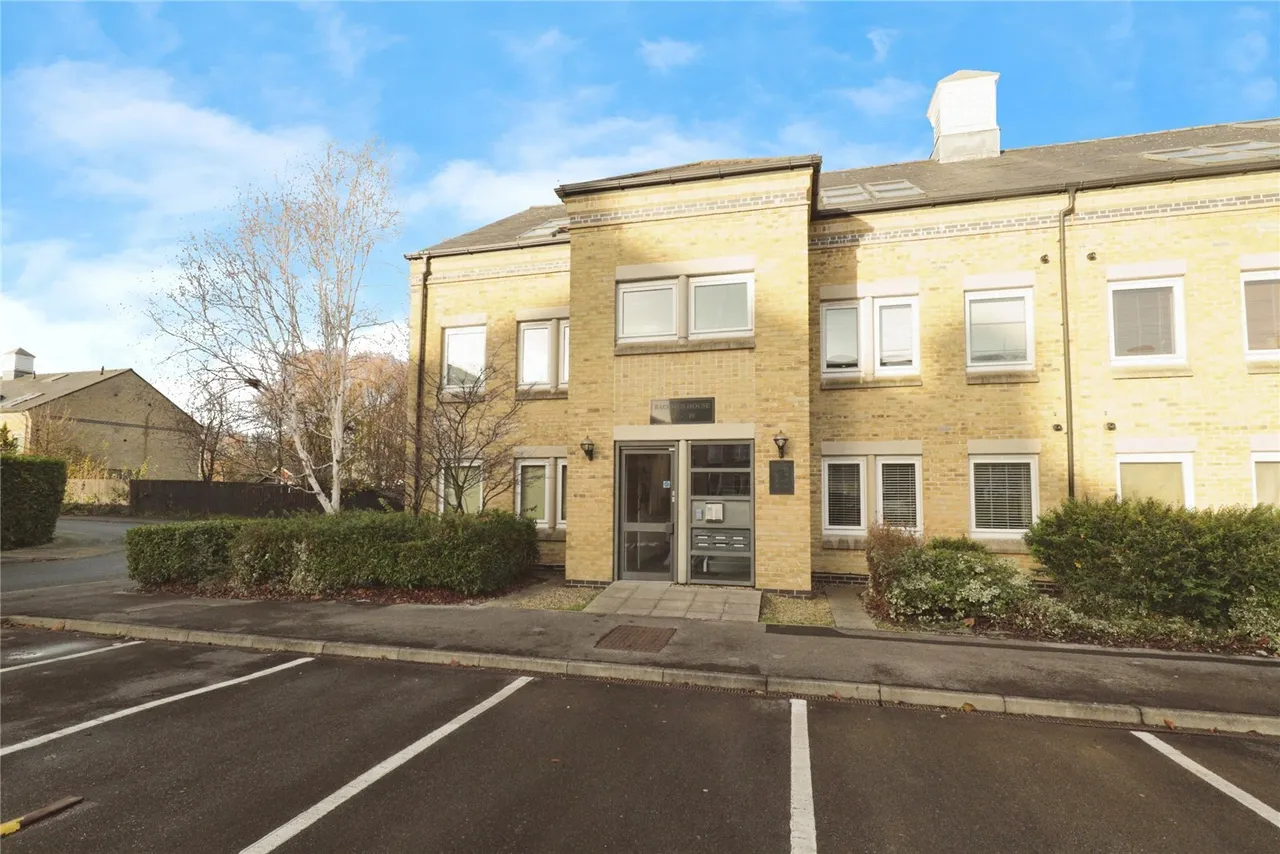 2 bed flat for sale — Olympian Court, York, North Yorkshire, YO10