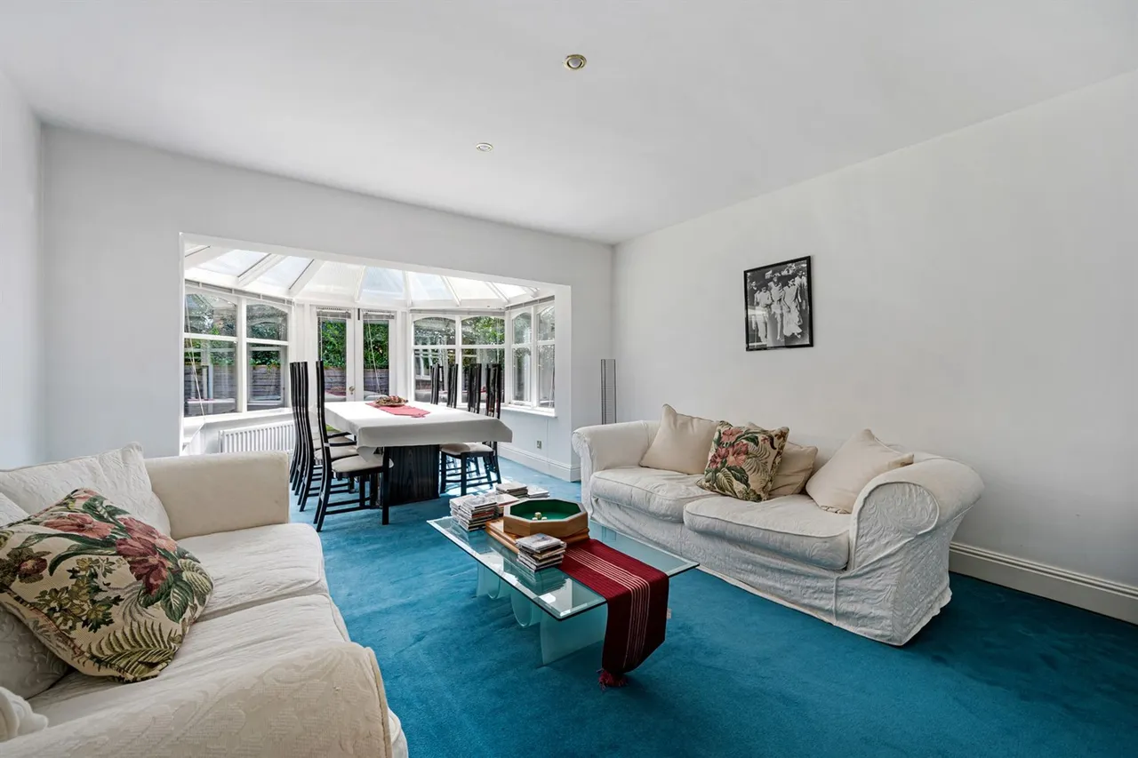 Hale, Altrincham, photo 8