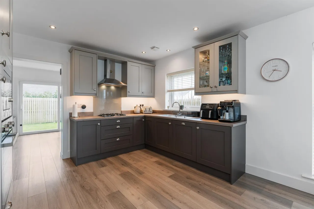 Second Street, Rivenwood, BT23, photo 11