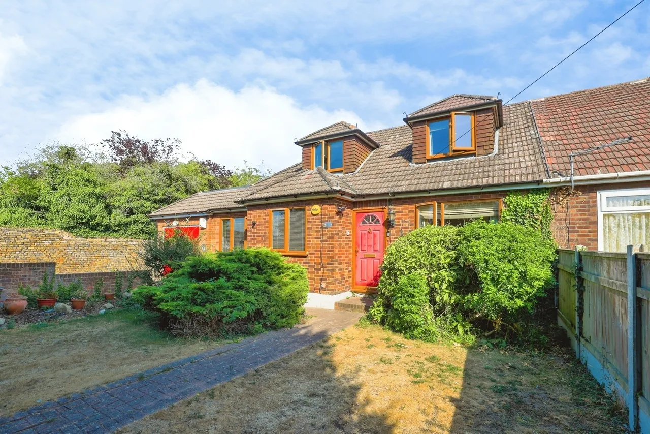 Bourne Grove, Sittingbourne, Kent, ME10, photo 5