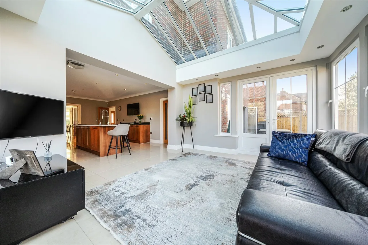 Langham Close, Bromley, BR2, photo 21