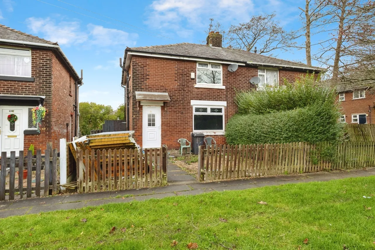 3 bed house for sale — Lees Road, Ashton-under-Lyne, Greater Manchester, OL6