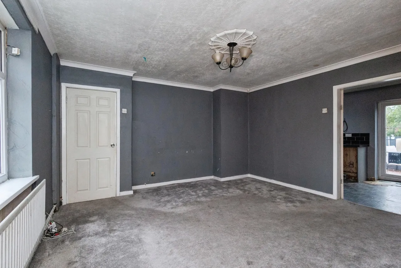 Lees Road, Ashton-under-Lyne, Greater Manchester, OL6, photo 2