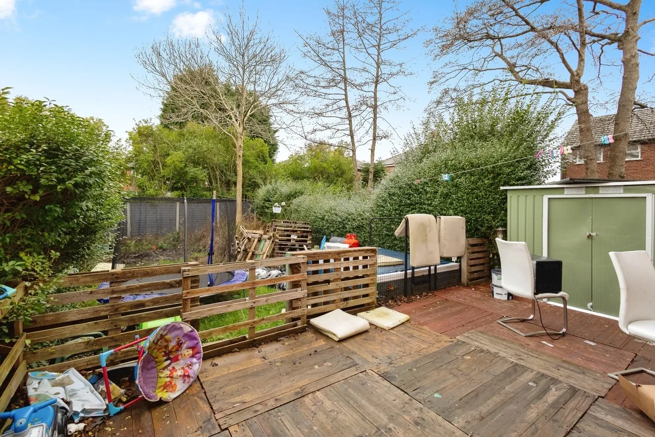 Lees Road, Ashton-under-Lyne, Greater Manchester, OL6, photo 16