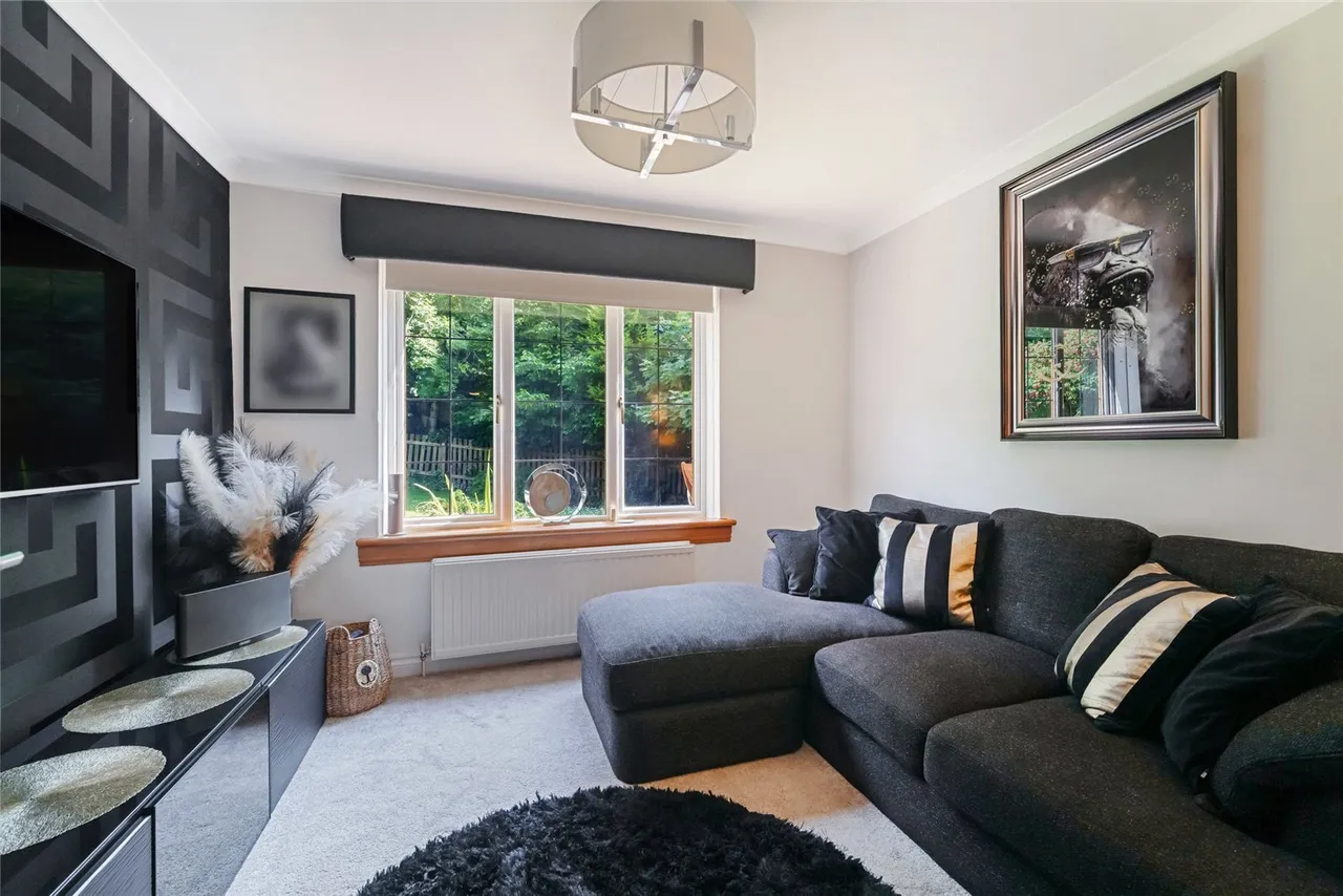 McLaren Grove, Stewartfield, East Kilbride, South Lanarkshire, G74, photo 6
