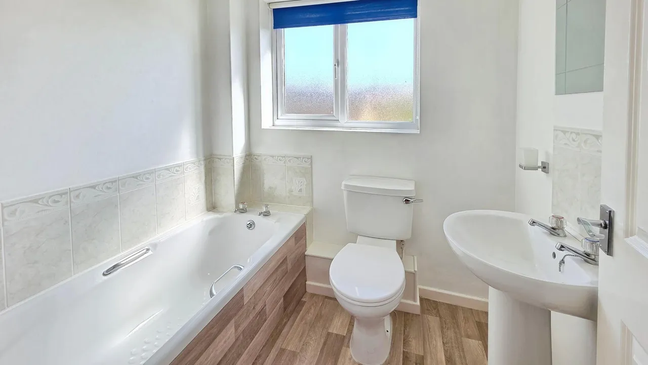 Shrubwood Close, Heckington, NG34, photo 13
