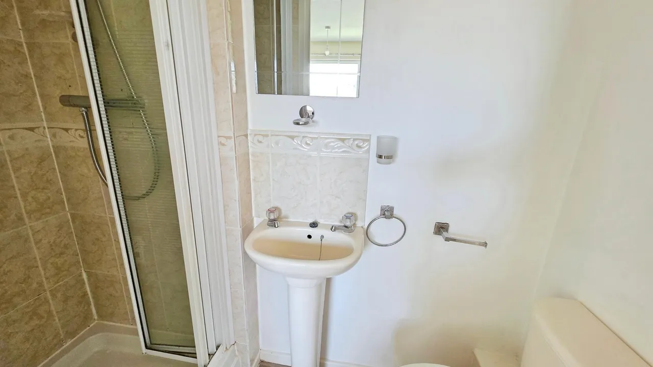 Shrubwood Close, Heckington, NG34, photo 10