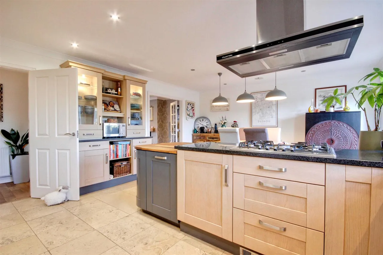 Monckton Rise, South Newbald, photo 5
