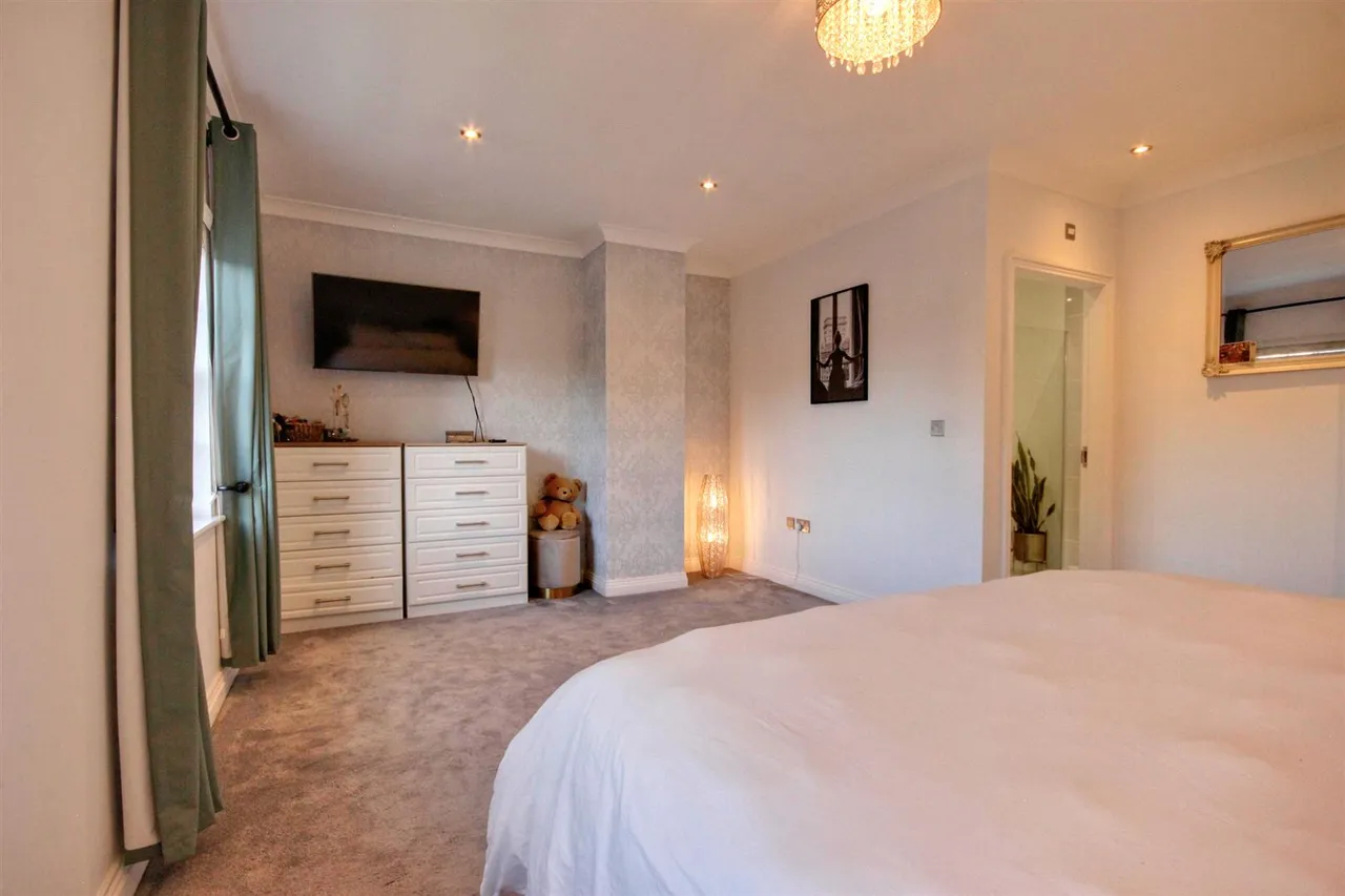 Monckton Rise, South Newbald, photo 15