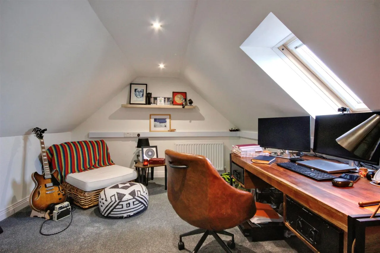 Monckton Rise, South Newbald, photo 21