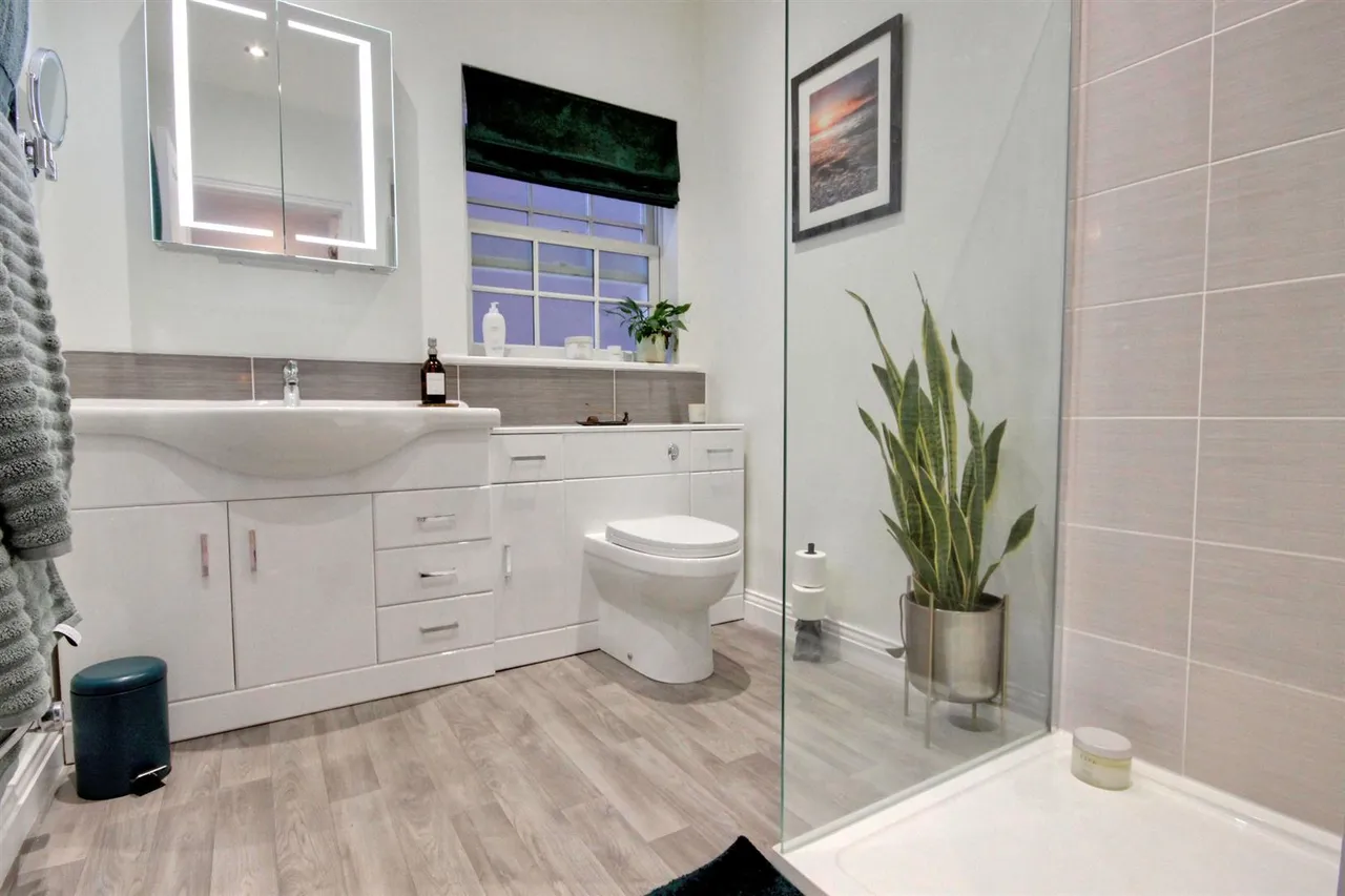 Monckton Rise, South Newbald, photo 17