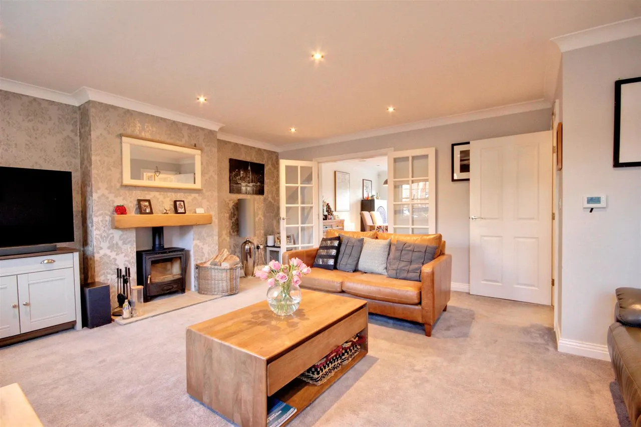 Monckton Rise, South Newbald, photo 8
