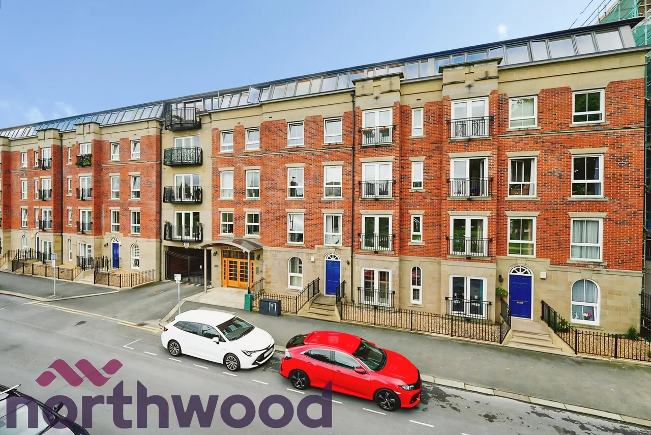 2 bed flat for sale, Palmyra Square, Warrington, WA1
