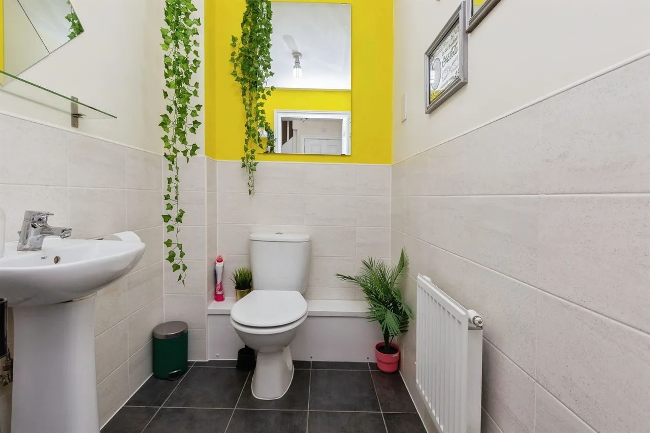 Conference Road, Aylesbury, HP18, photo 6