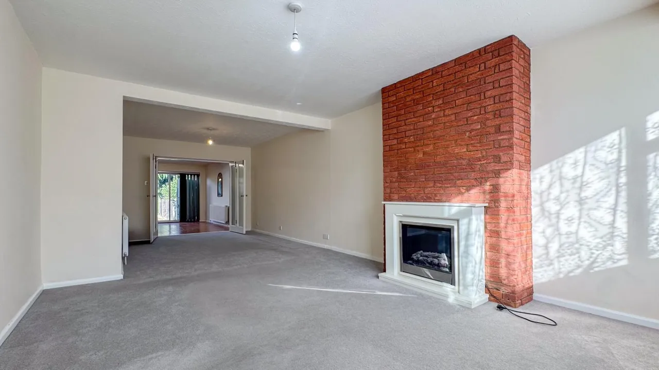 Cillocks Close, Hoddesdon, EN11, photo 2