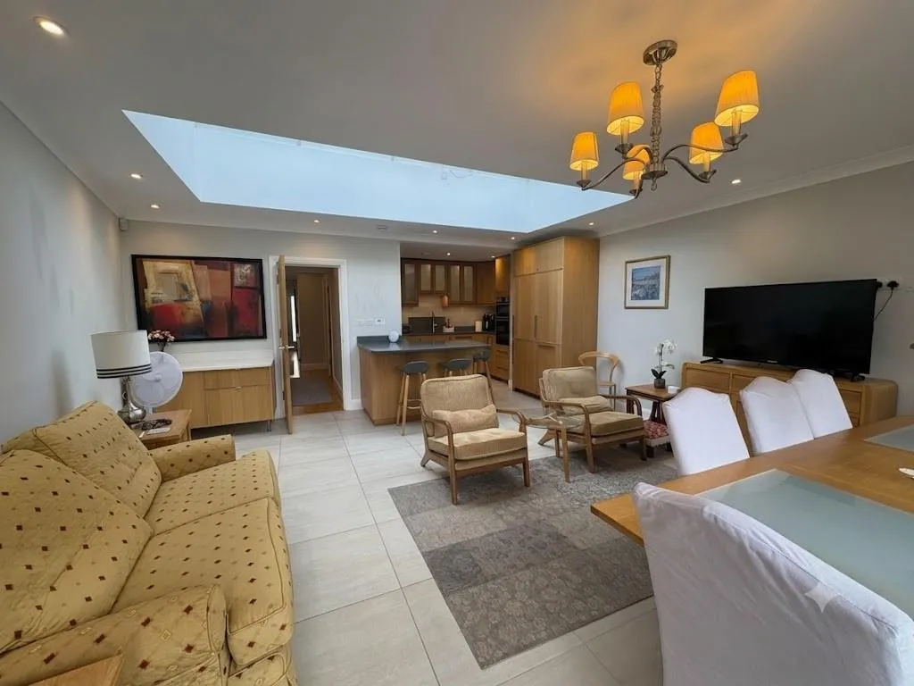 Devonshire Road, Mill Hill, NW7, photo 2