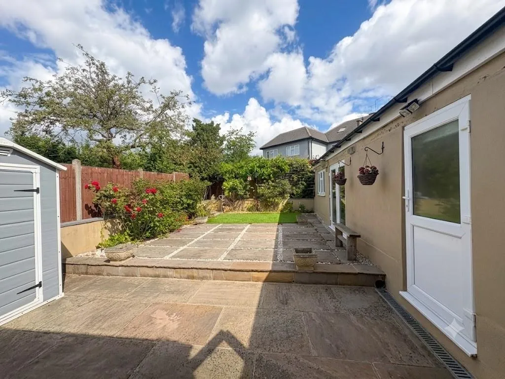 Devonshire Road, Mill Hill, NW7, photo 13