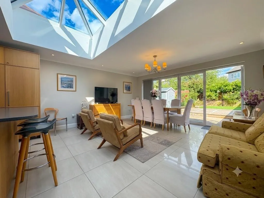 Devonshire Road, Mill Hill, NW7, photo 3