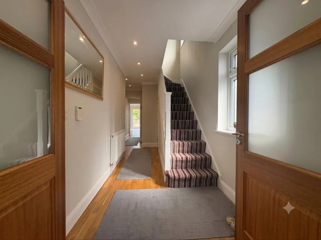 Devonshire Road, Mill Hill, NW7, photo 11