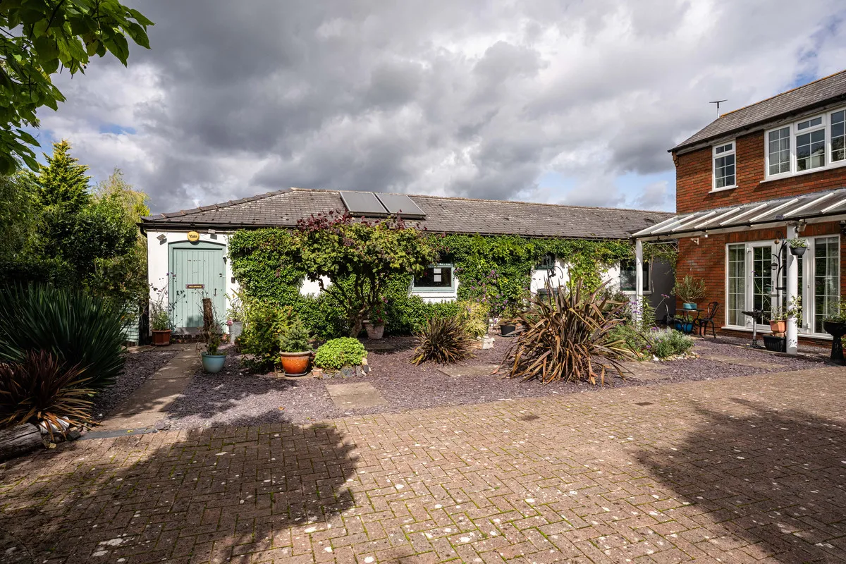 Pershore Lane, Martin Hussingtree, WR3, photo 22