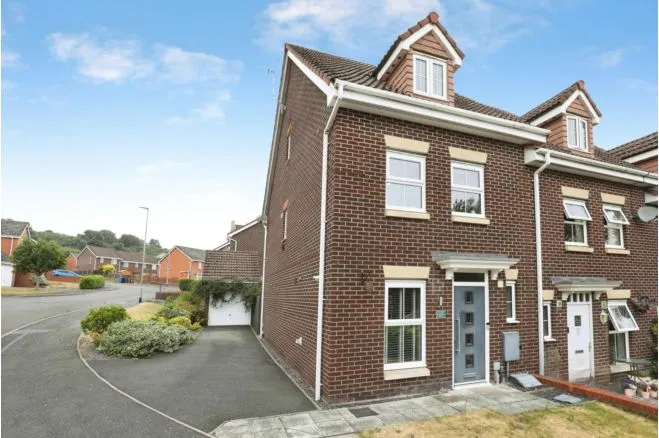 Emerald Way, Stoke-On-Trent, ST6, photo 2